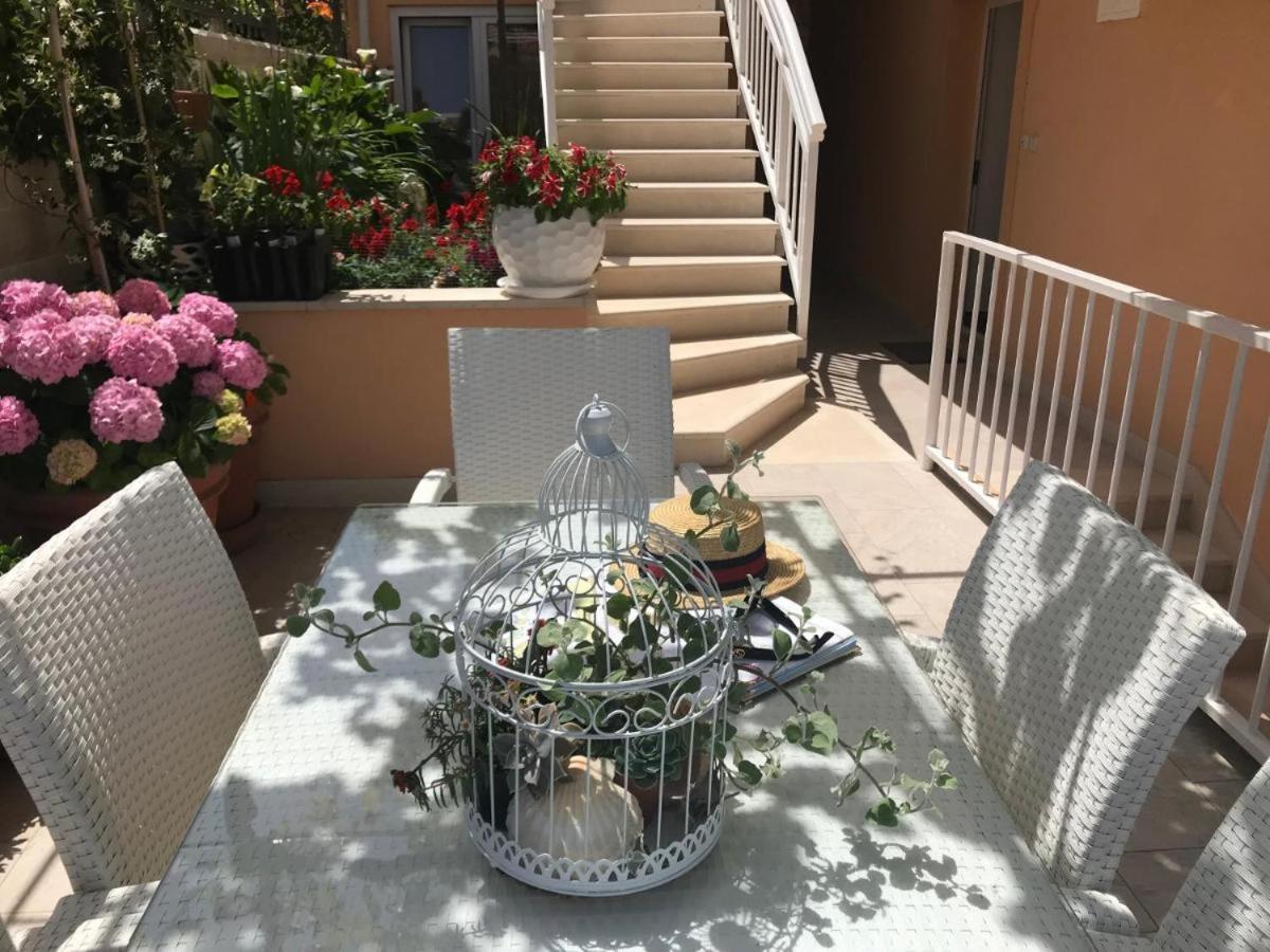 Apartment Sunny Elza 2 Hvar Town Exterior photo